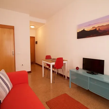 Close To Canteras 102 *